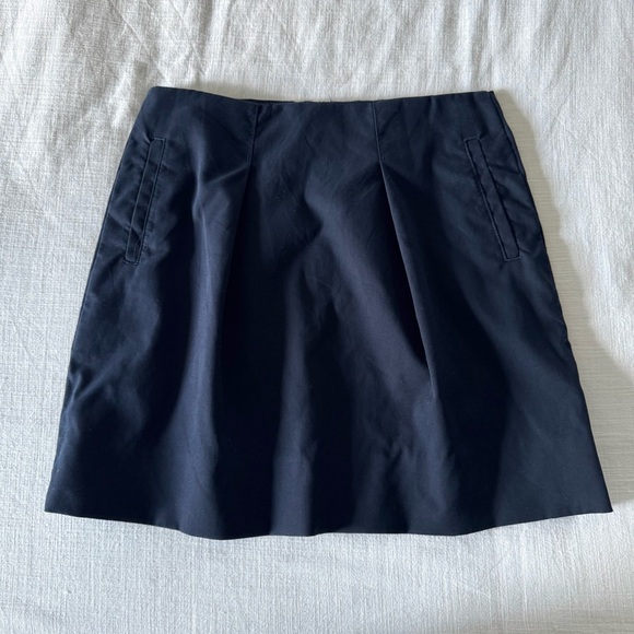 J. Crew Cotton Pleated Navy Mini Skirt - size 2 - Picture 1 of 5